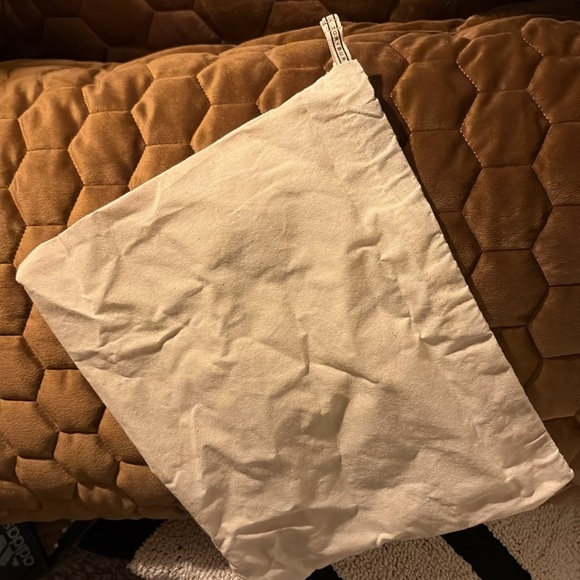 Mini Kira bag LIKE NEW - Picture 6 of 7